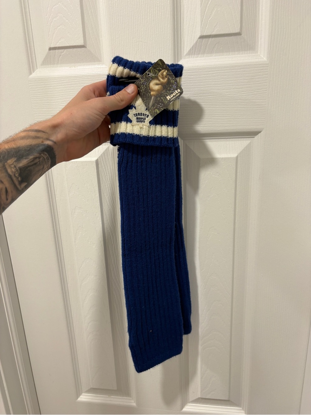 Roots Toronto Maple Leags women’s leg warmers * NOT SOCKS*